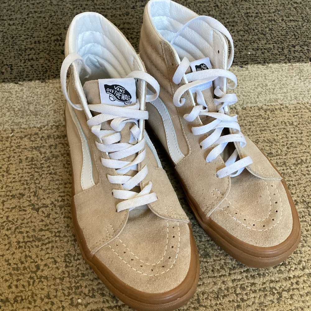 LIKE NEW Vans - 9.5